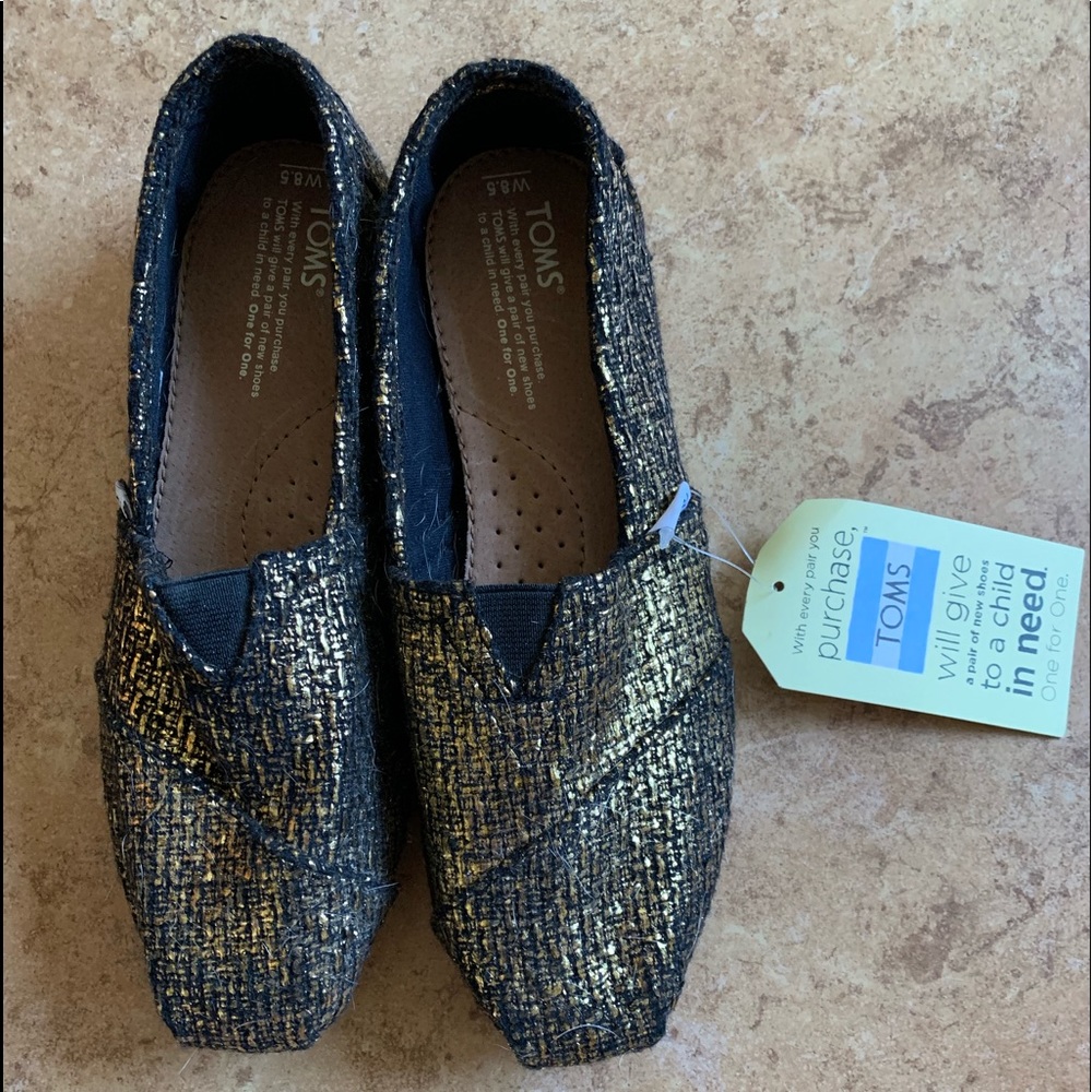 TOMS - Picture 1 of 1